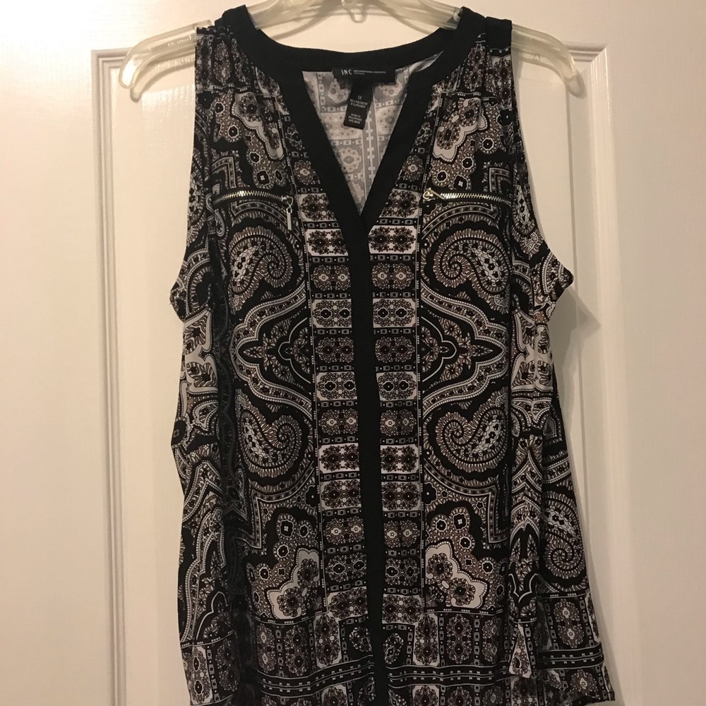 Inc. Concepts Sleeveless Blouse with zipper decor